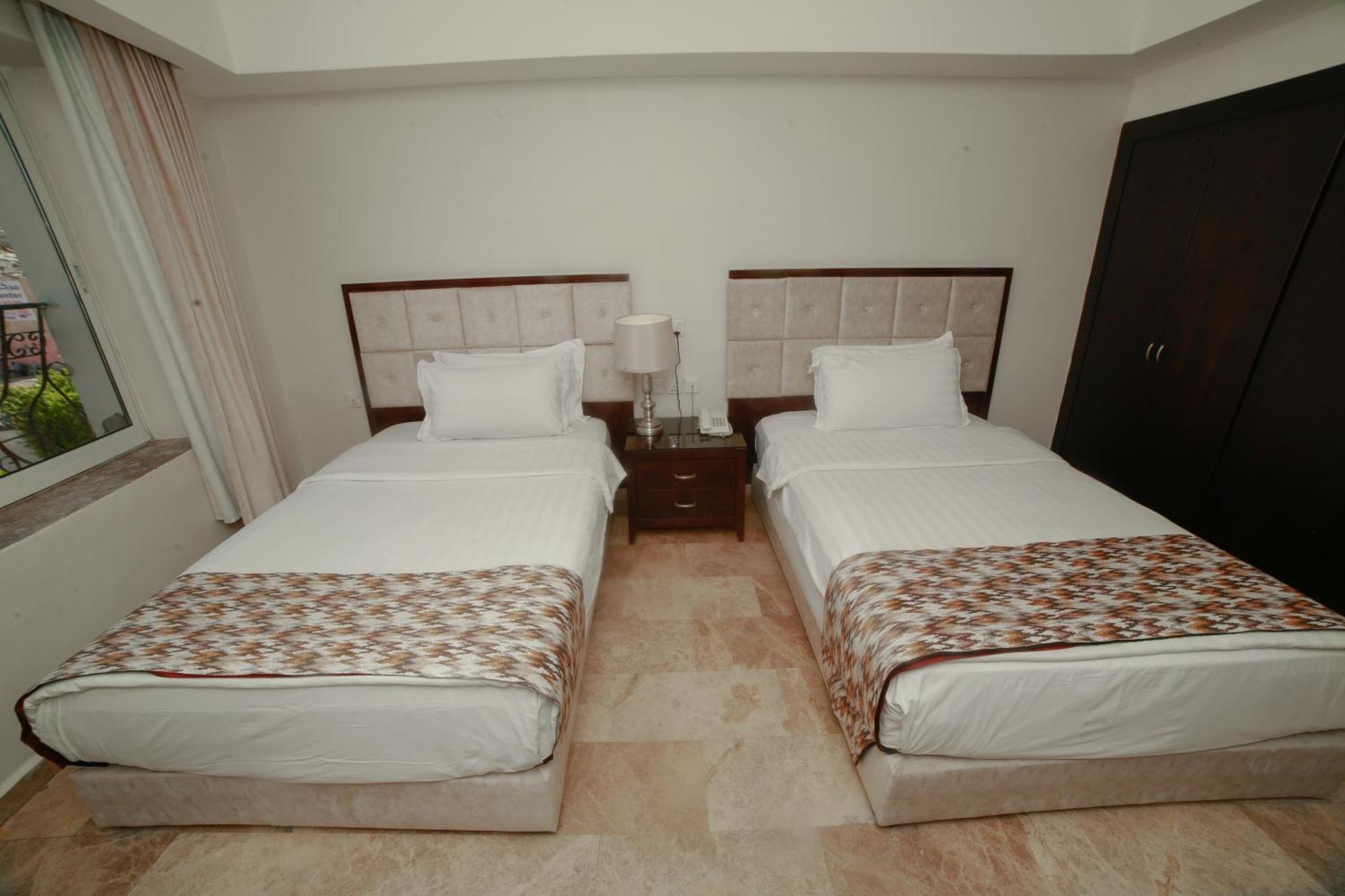 Yafko Hotel Aqaba Exteriör bild