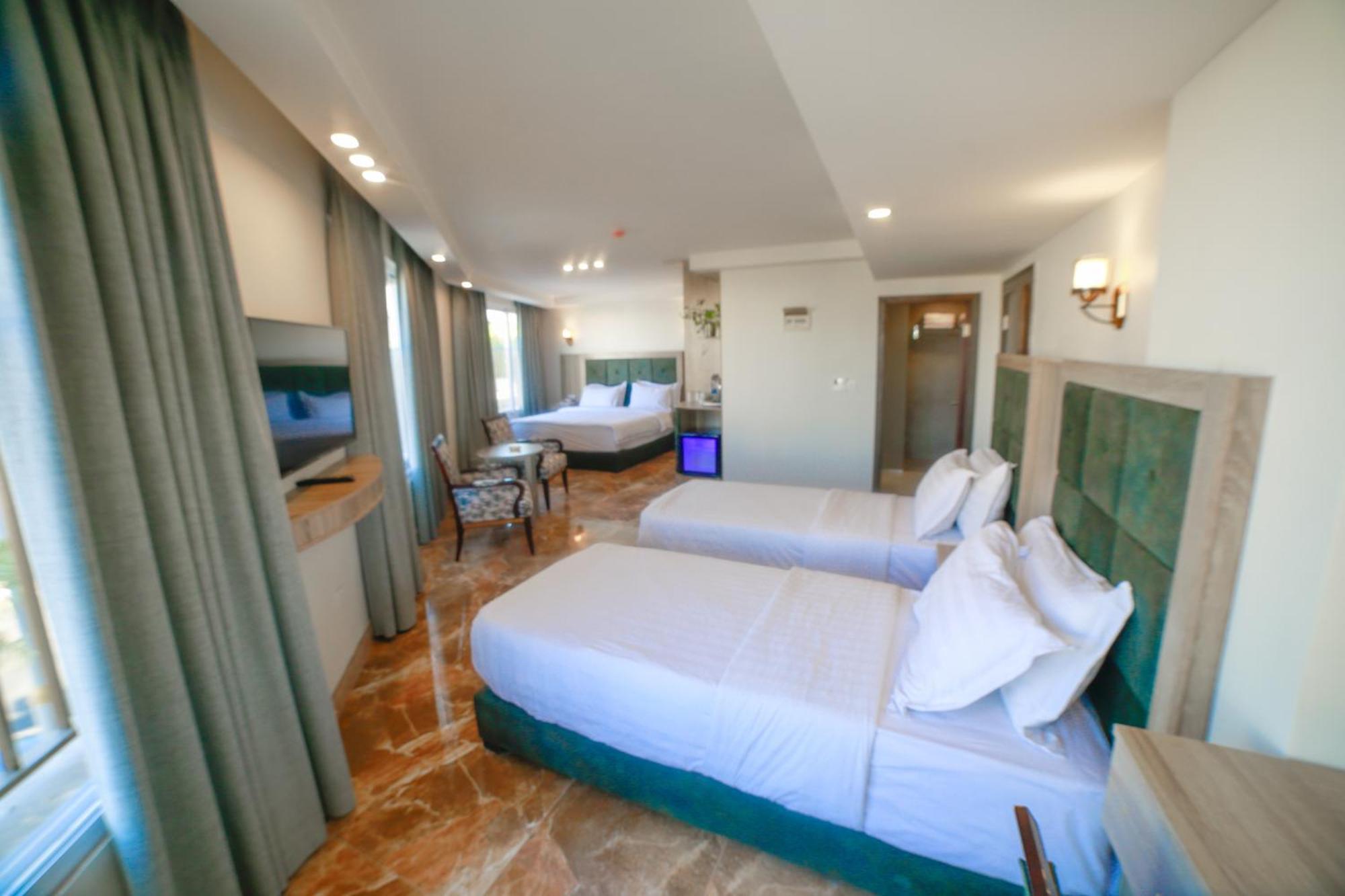 Yafko Hotel Aqaba Exteriör bild