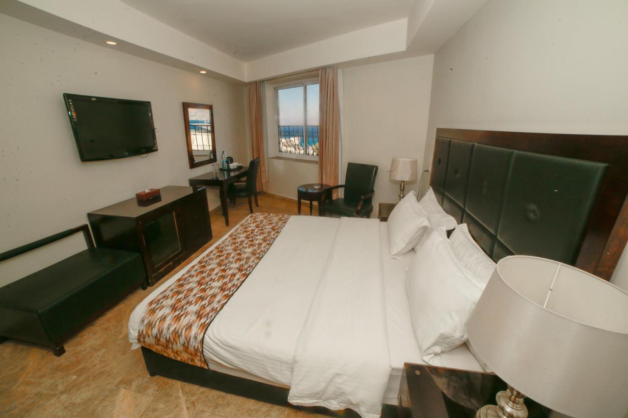 Yafko Hotel Aqaba Exteriör bild