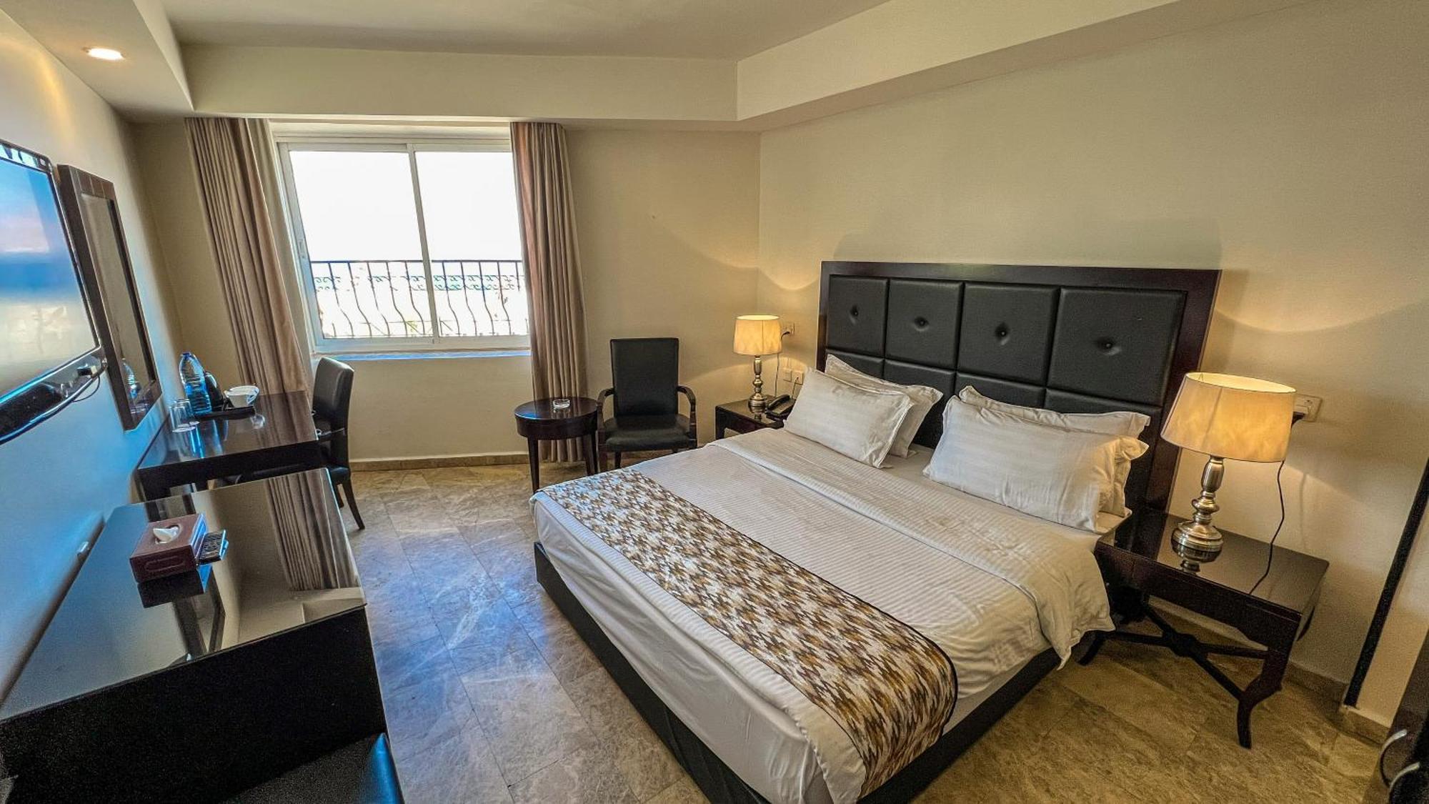 Yafko Hotel Aqaba Exteriör bild