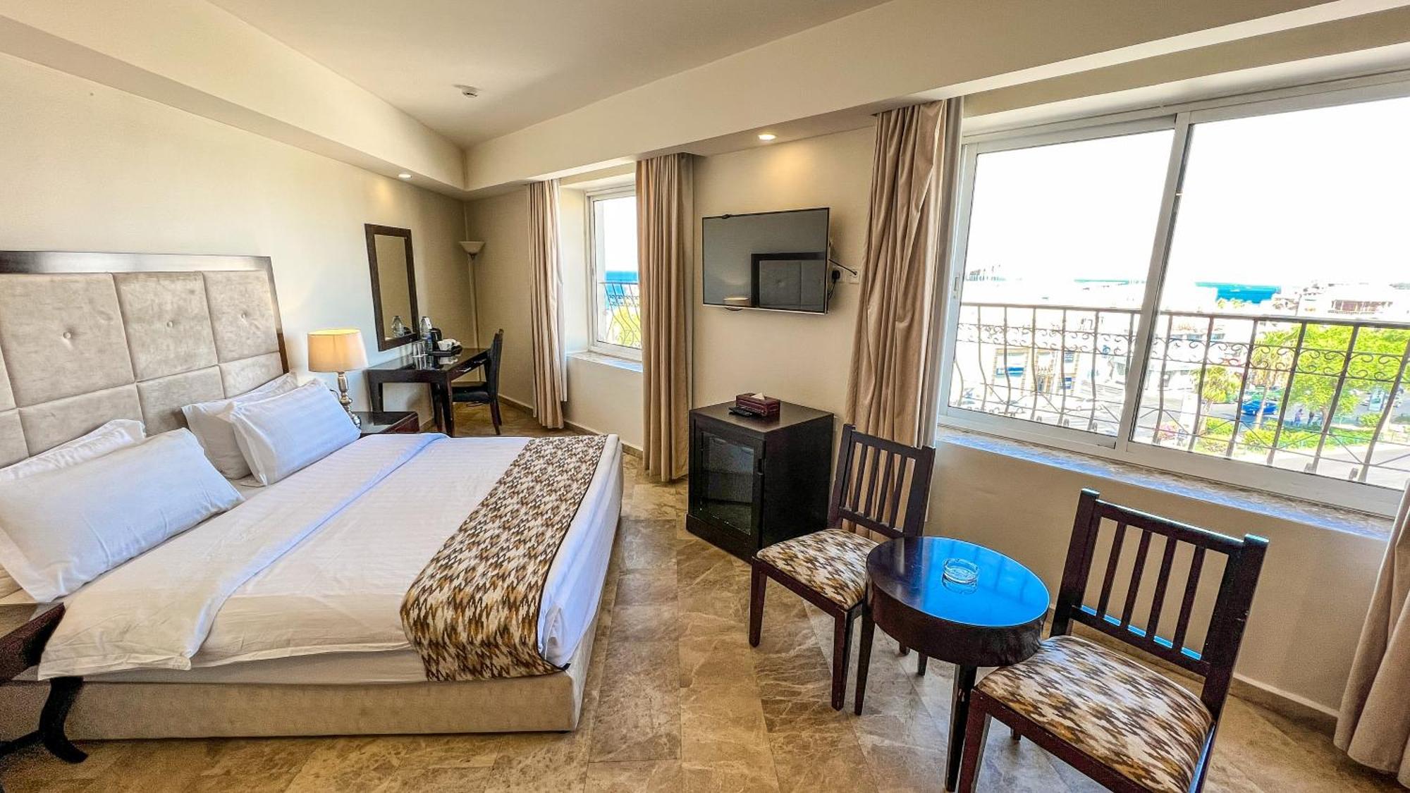 Yafko Hotel Aqaba Exteriör bild